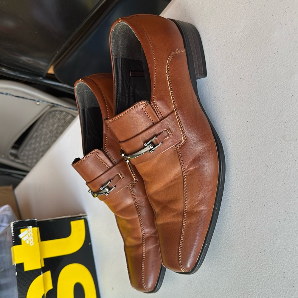 GUC Men’s Soho Cobbler dress shoes - 9